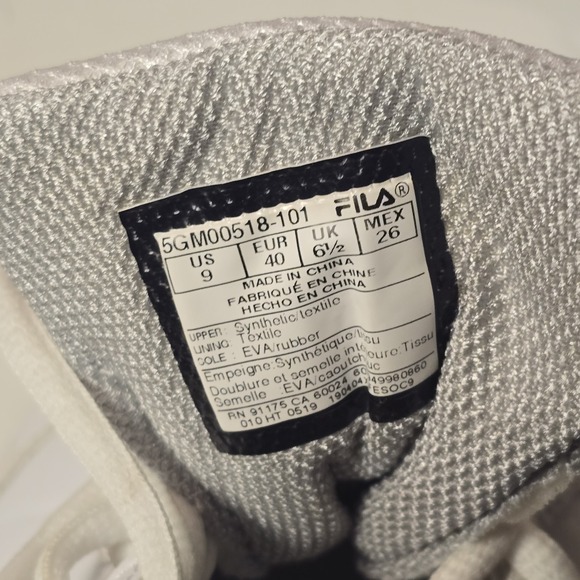 Fila Capture Athletic Shoes Women's Size 9 White Lace-Up Comfort Sneaker Gym - Picture 3 of 9